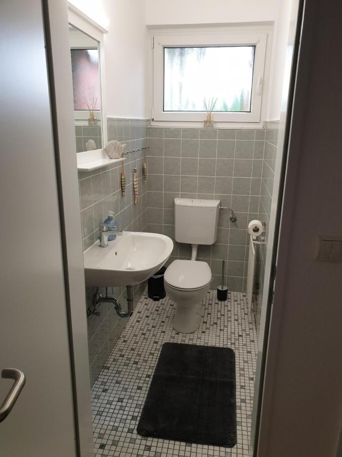 Ferienwohnung Voelker, Wenige Schritte Zum Meer, Wlan, 3 Sz, Kinder Geeignet, Sackgasse, Horumersiel - Nordsee, Erdgeschoss Schillig Eksteriør bilde